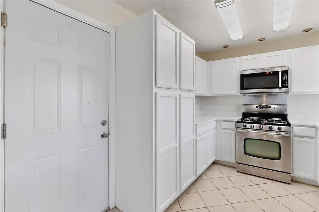 1225 Briarcove Drive