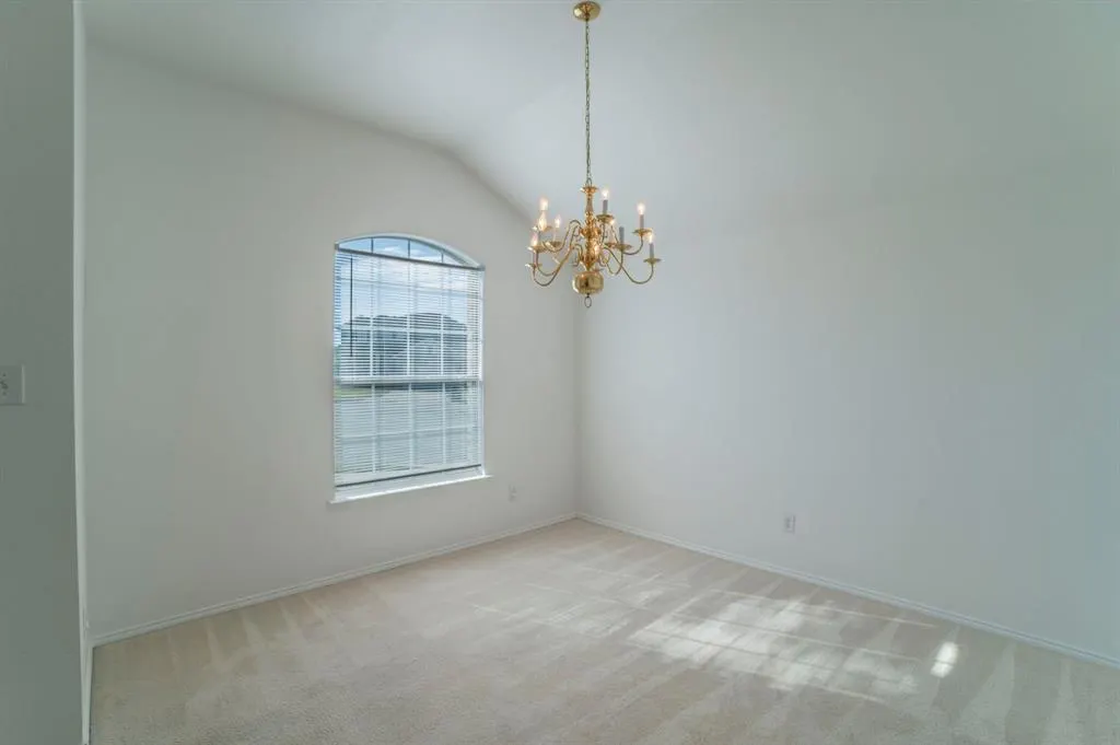6333 Pool View Drive