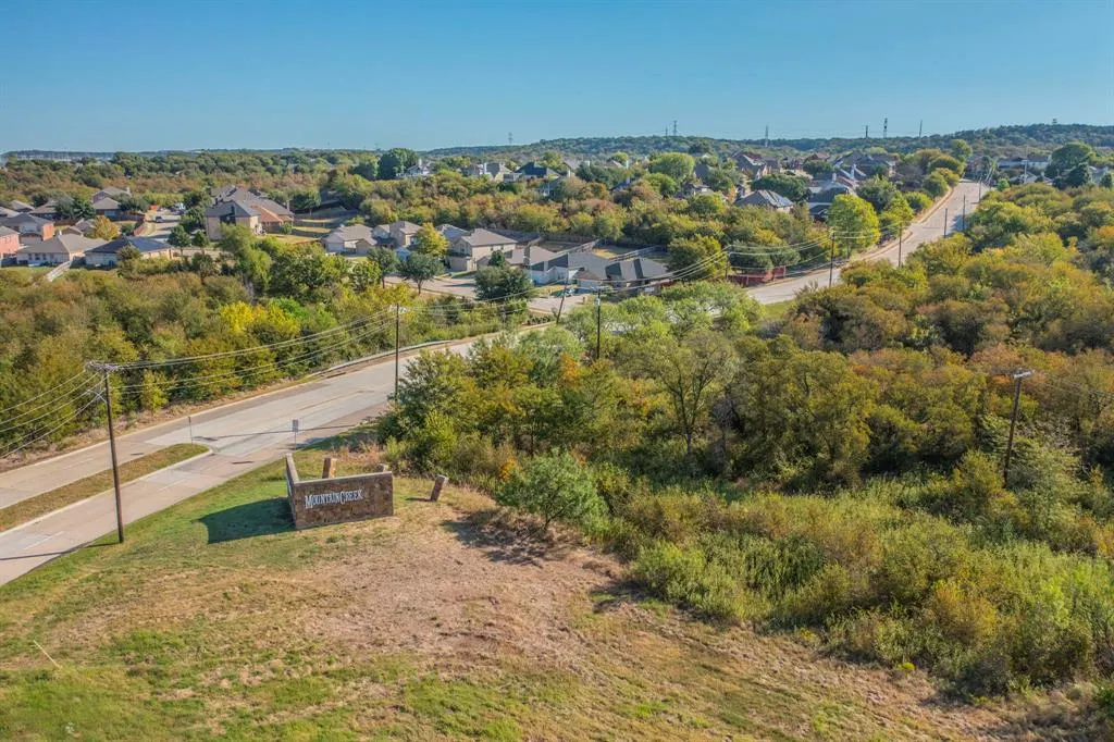 6333 Pool View Drive