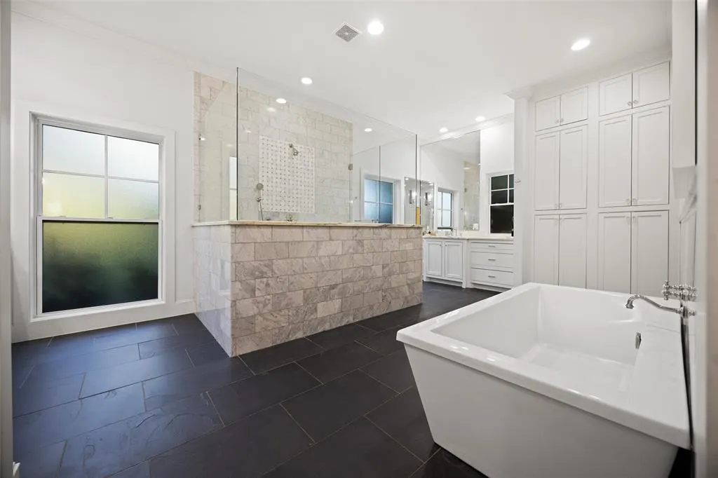 8622 Wingate Drive