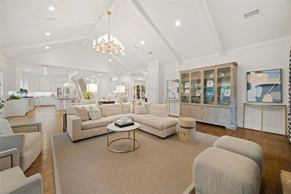 8622 Wingate Drive