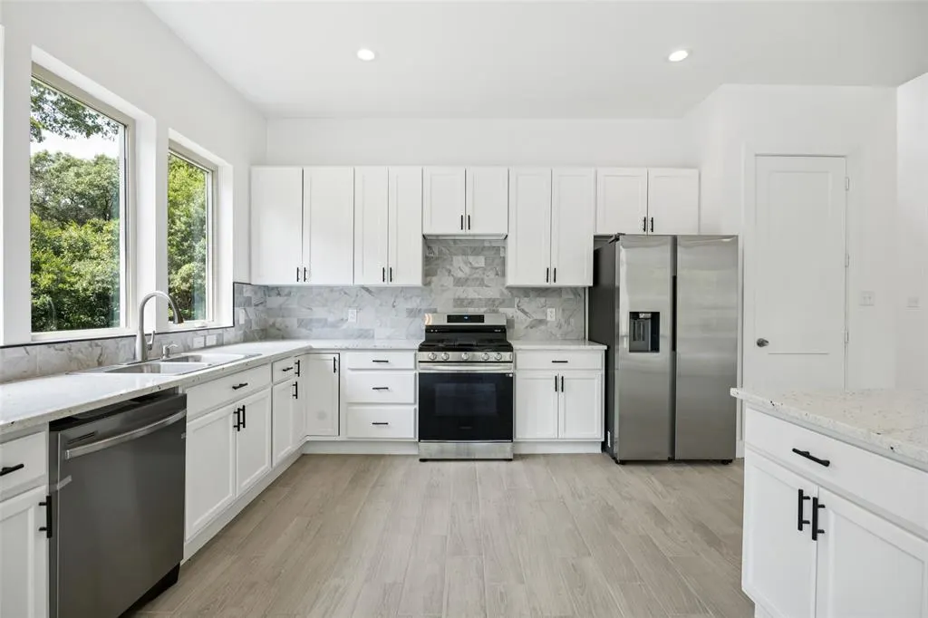 6939 Lacywood Lane