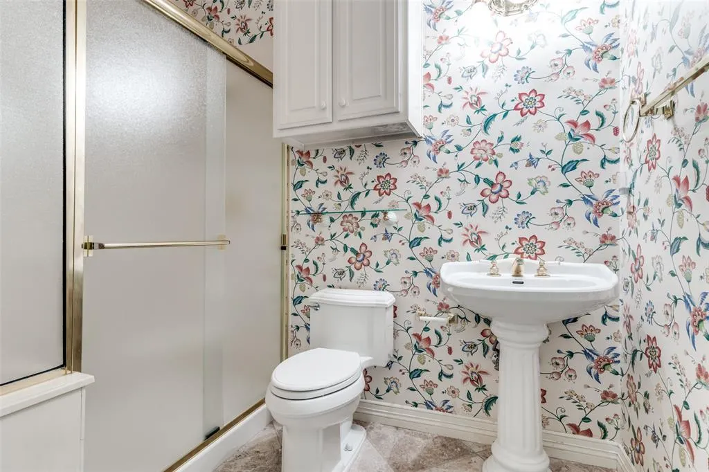 2704 Saint Charles Drive