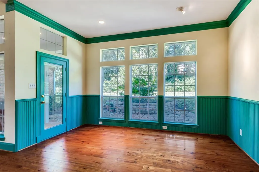 2704 Saint Charles Drive