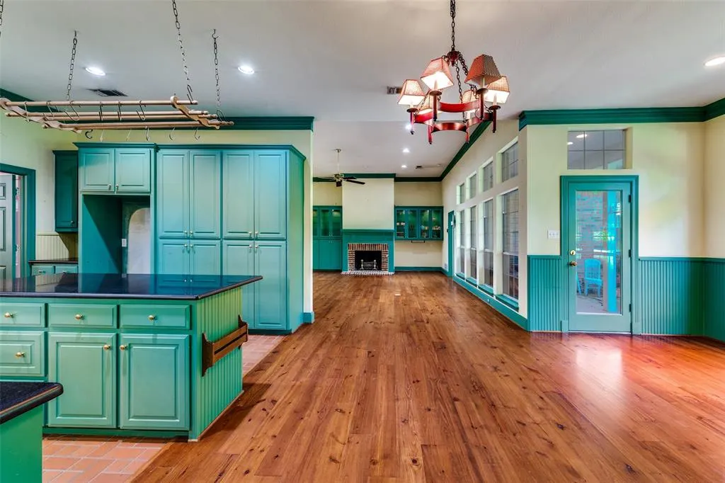 2704 Saint Charles Drive