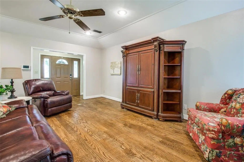 522 S Alabama Street