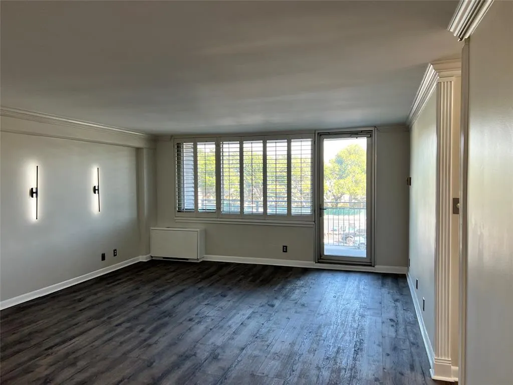 3883 Turtle Creek Boulevard, #318