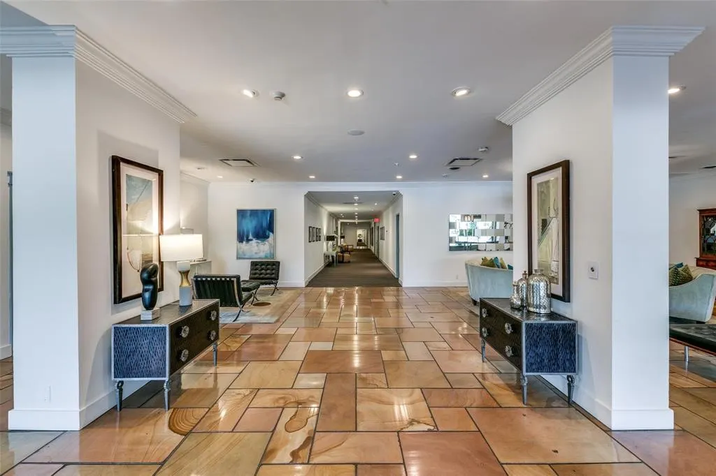 3883 Turtle Creek Boulevard, #318