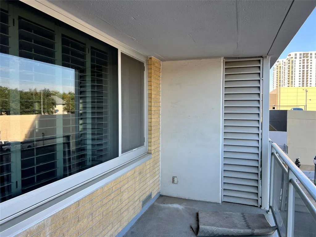 3883 Turtle Creek Boulevard, #318