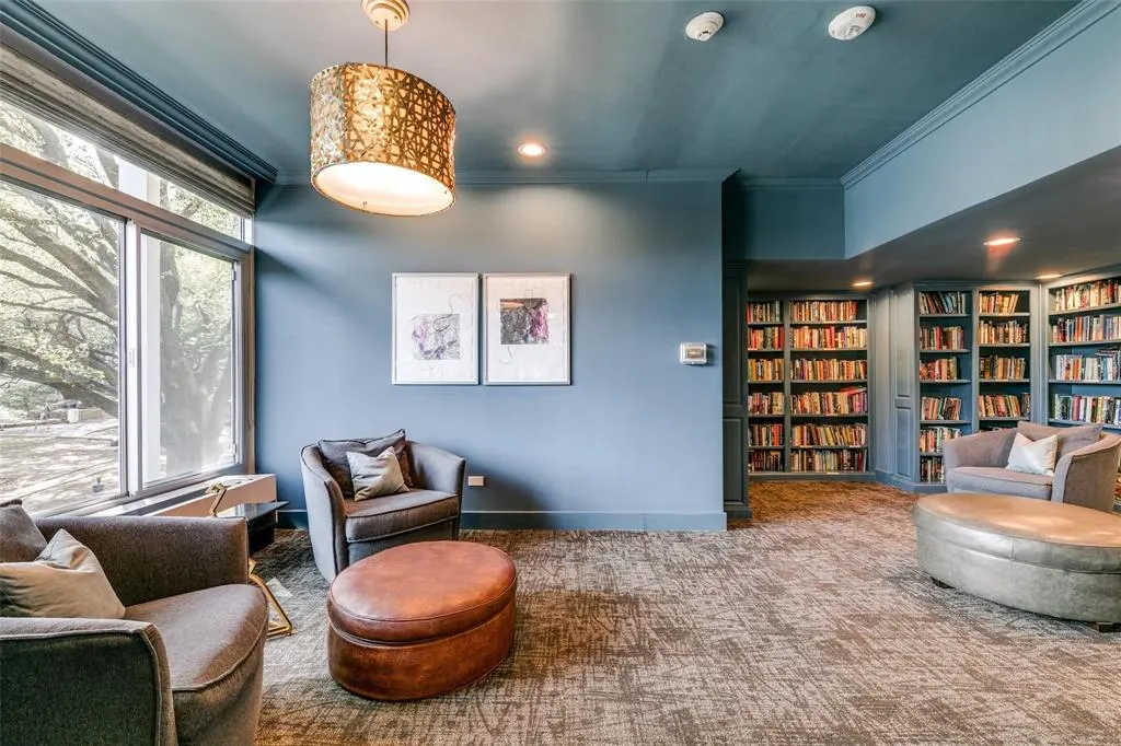 3883 Turtle Creek Boulevard, #318