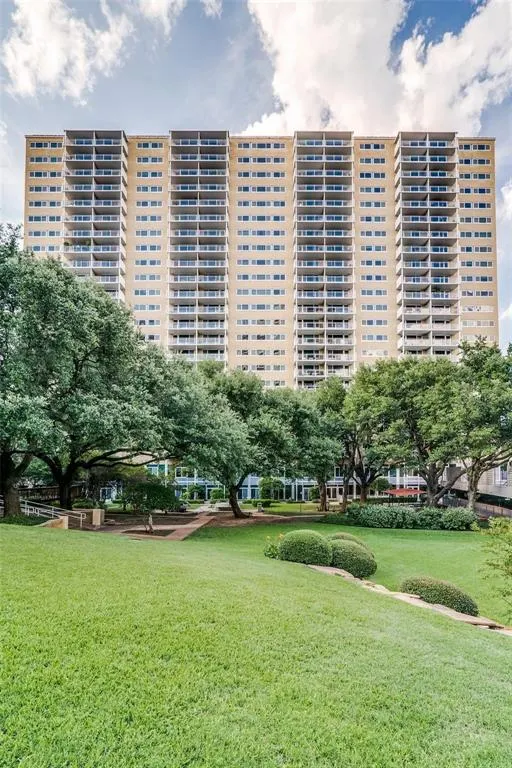3883 Turtle Creek Boulevard, #318