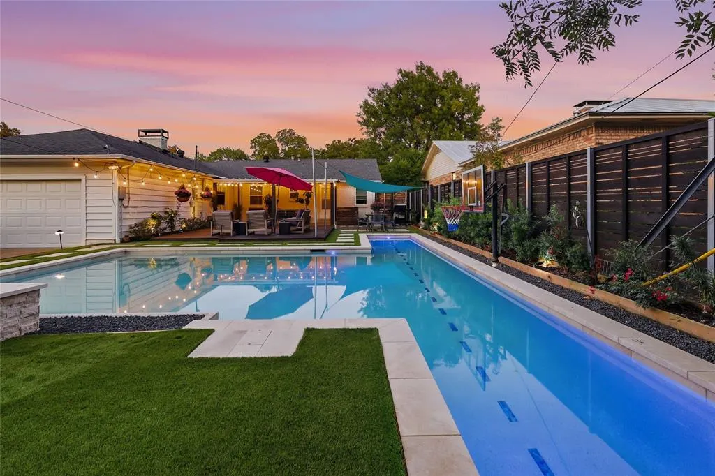 2549 Norsworthy Drive