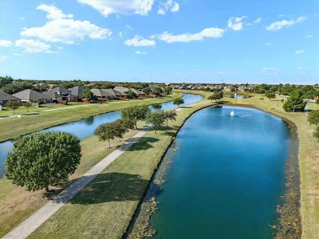 1924 Sunny Side Drive