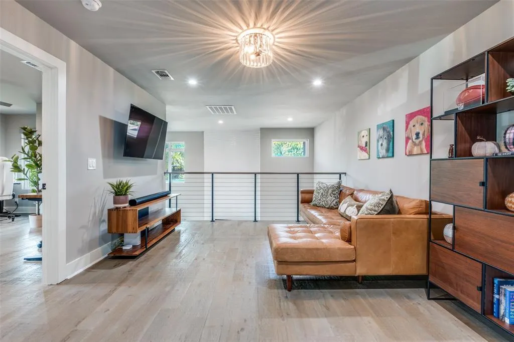 8618 San Leandro Drive