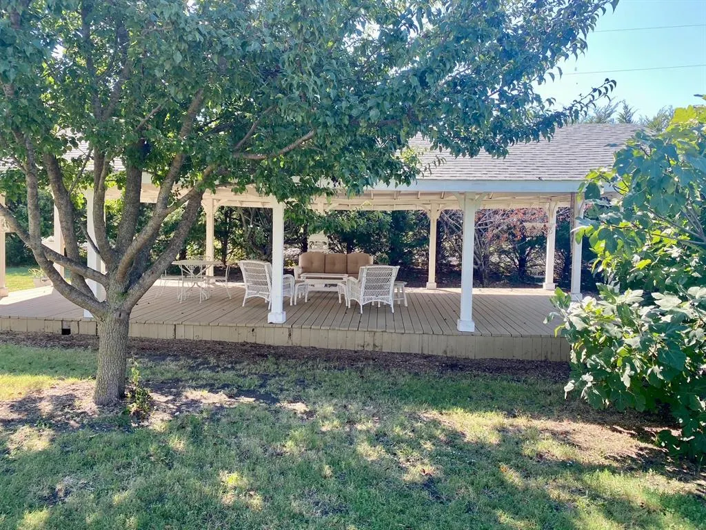 1425 Lone Star Road, #A
