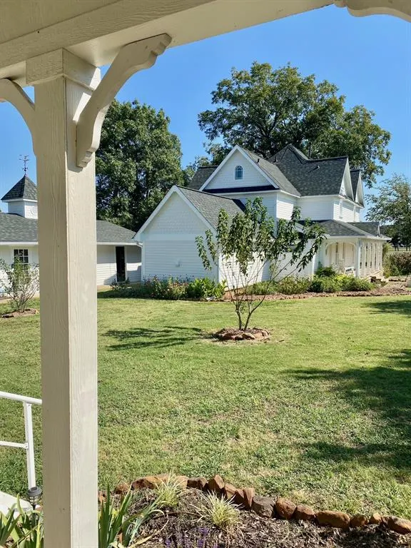 1425 Lone Star Road, #A
