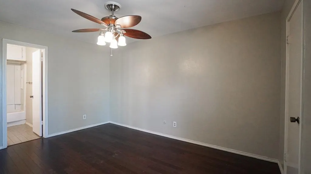2505 Wedglea Drive, #121