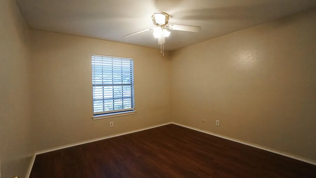 2505 Wedglea Drive, #121