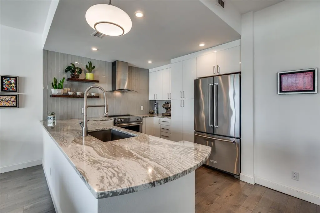 3621 Turtle Creek Boulevard, #9K