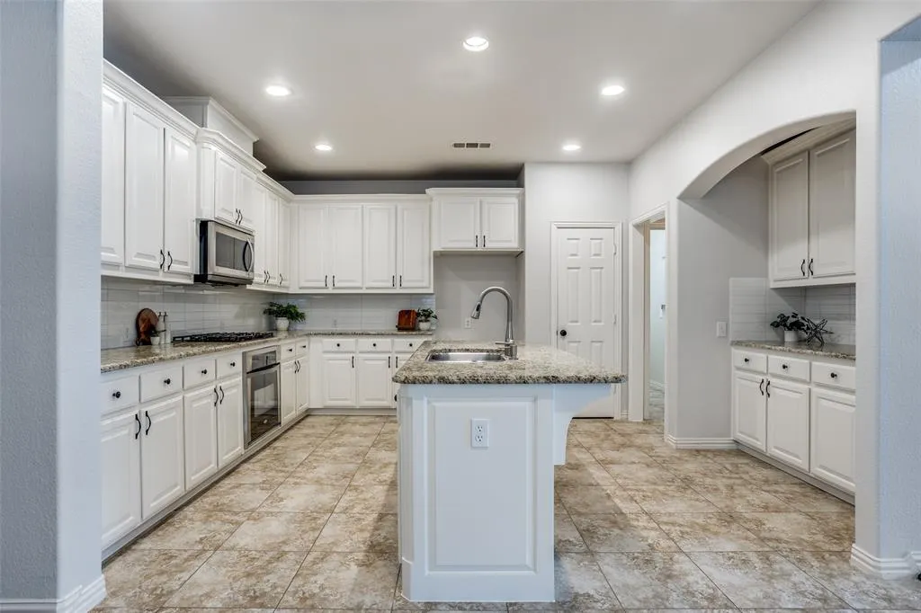 1207 Philip Drive