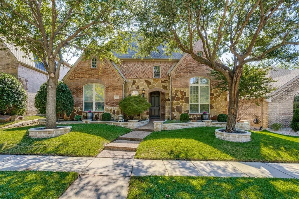 1207 Philip Drive
