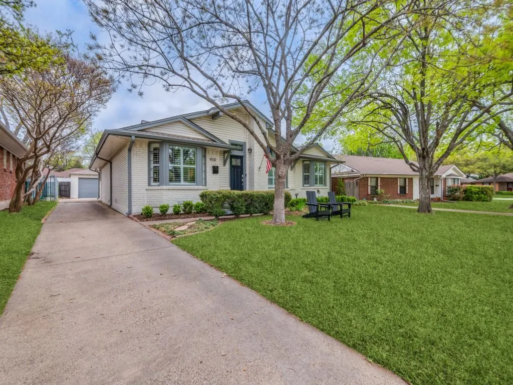 9510 Larchwood Drive