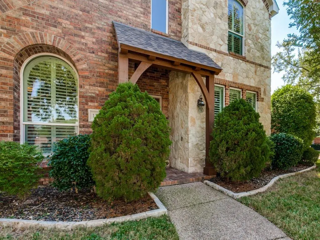 1317 Salado Drive