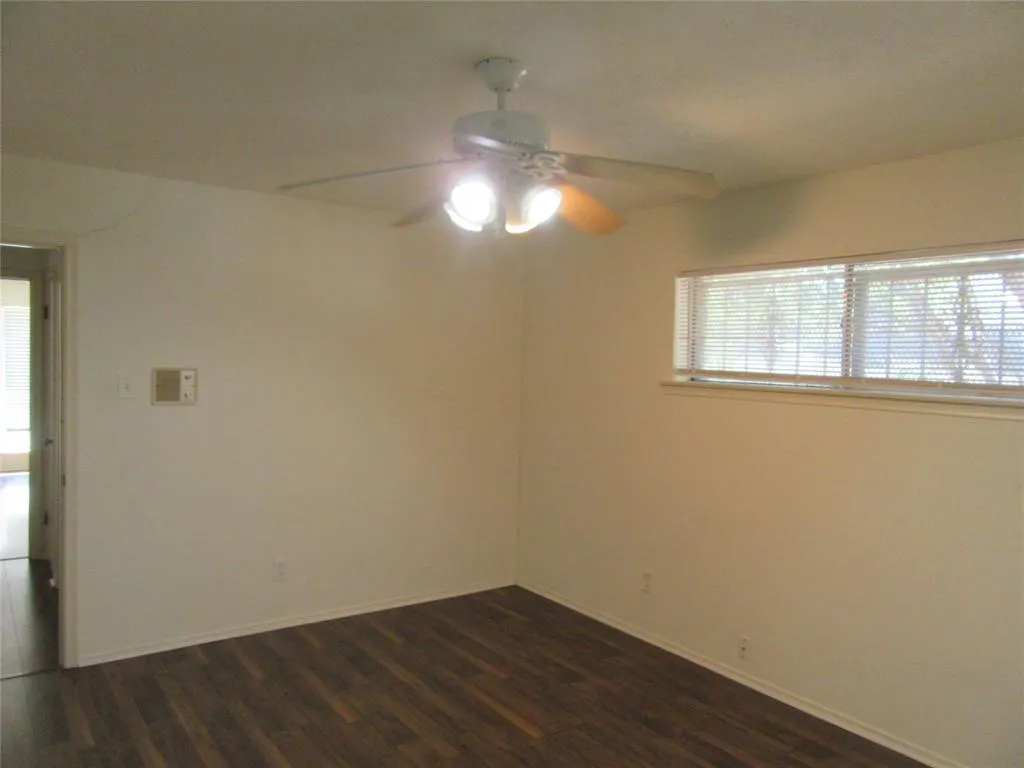 6639 Del Norte Lane