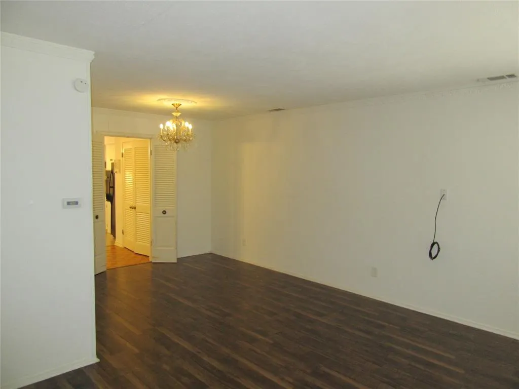 6639 Del Norte Lane