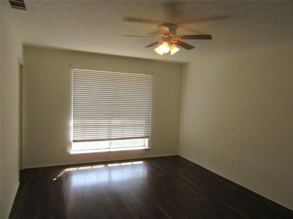 6639 Del Norte Lane