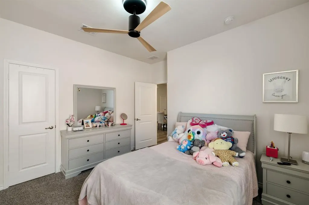 2818 Moccasin Lane