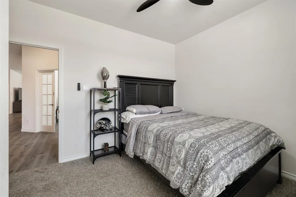 2818 Moccasin Lane