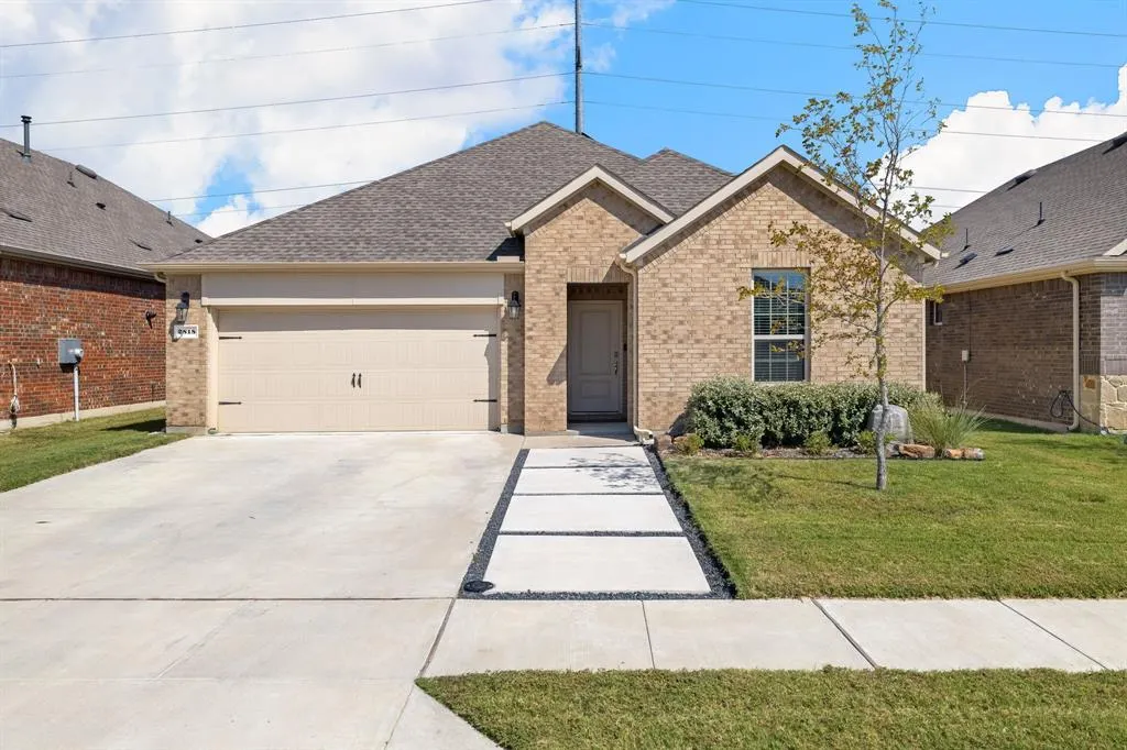 2818 Moccasin Lane