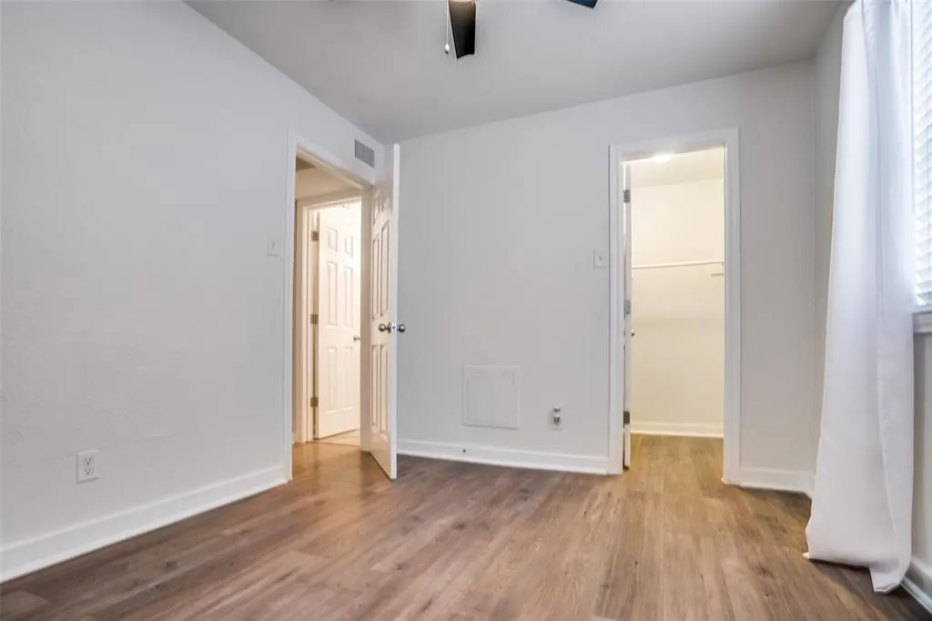 4927 San Jacinto Street, #106