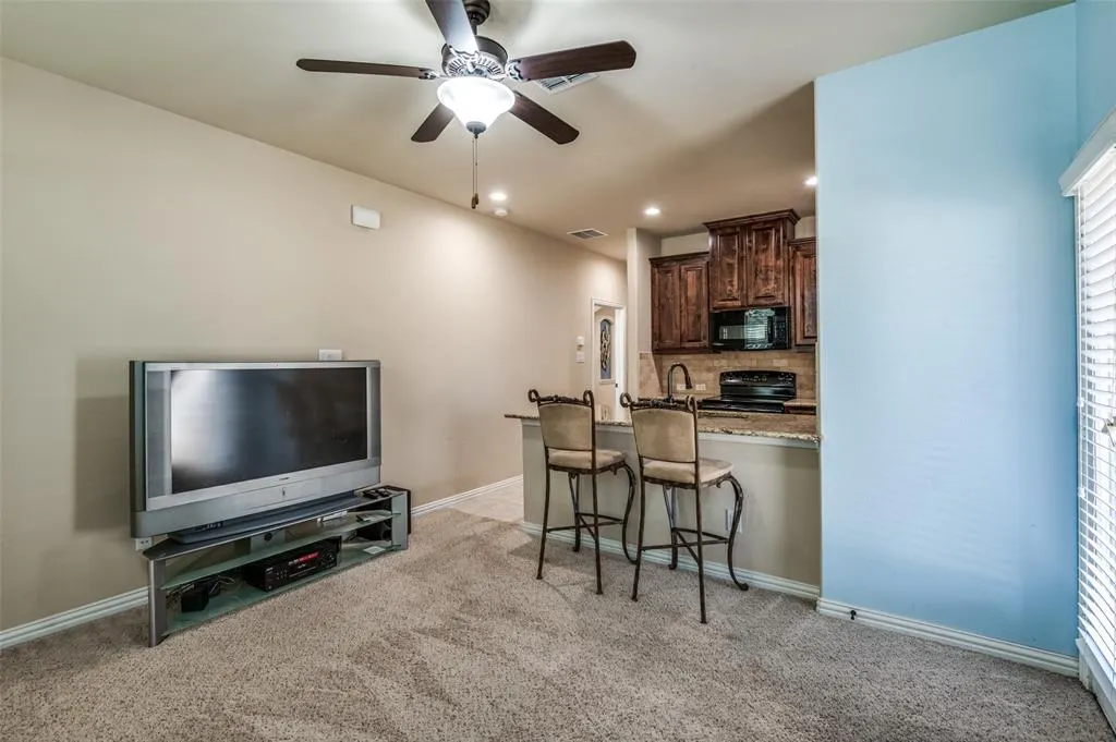 9848 Robinwoods Drive