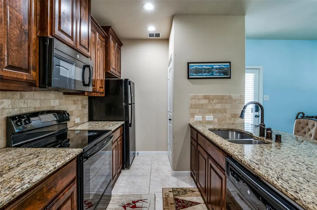 9848 Robinwoods Drive