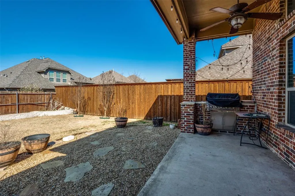 9848 Robinwoods Drive