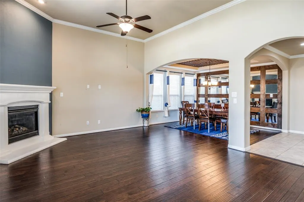 9848 Robinwoods Drive
