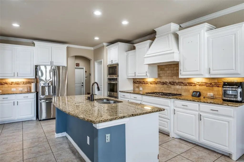 9848 Robinwoods Drive