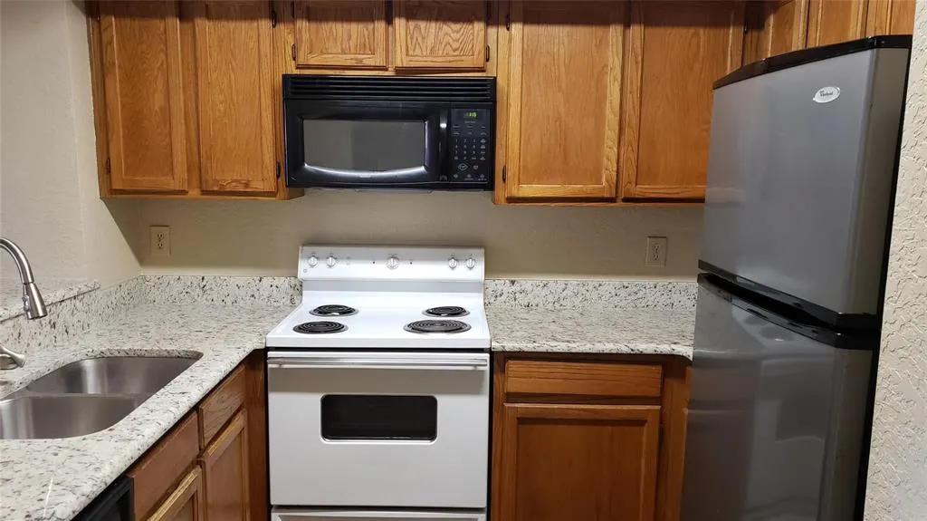 9811 Walnut Street, #108