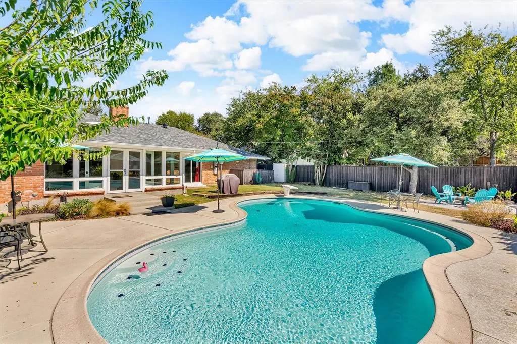 3708 Waldorf Drive