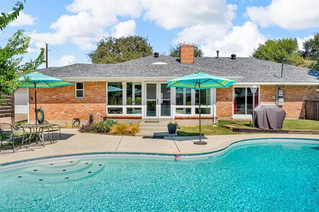 3708 Waldorf Drive