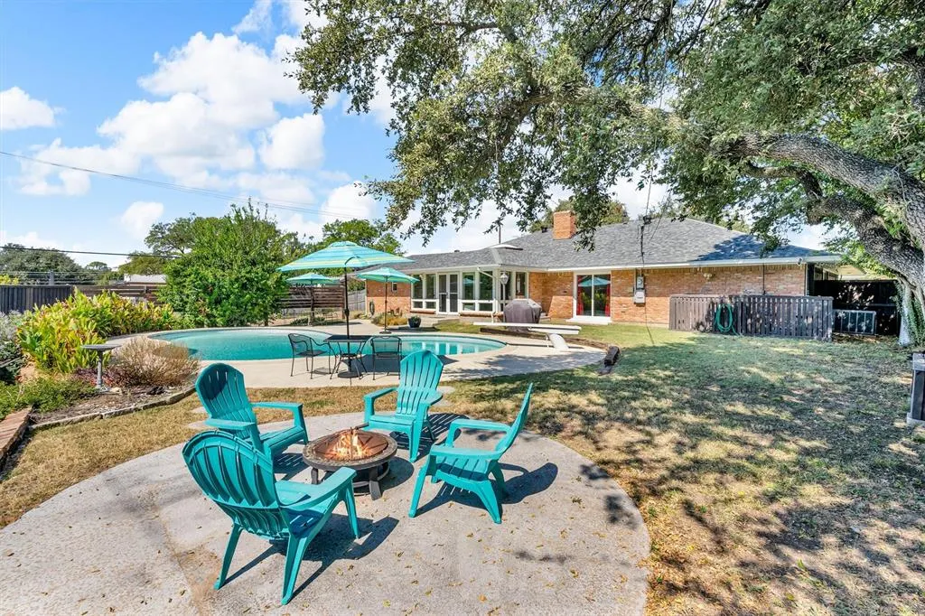 3708 Waldorf Drive