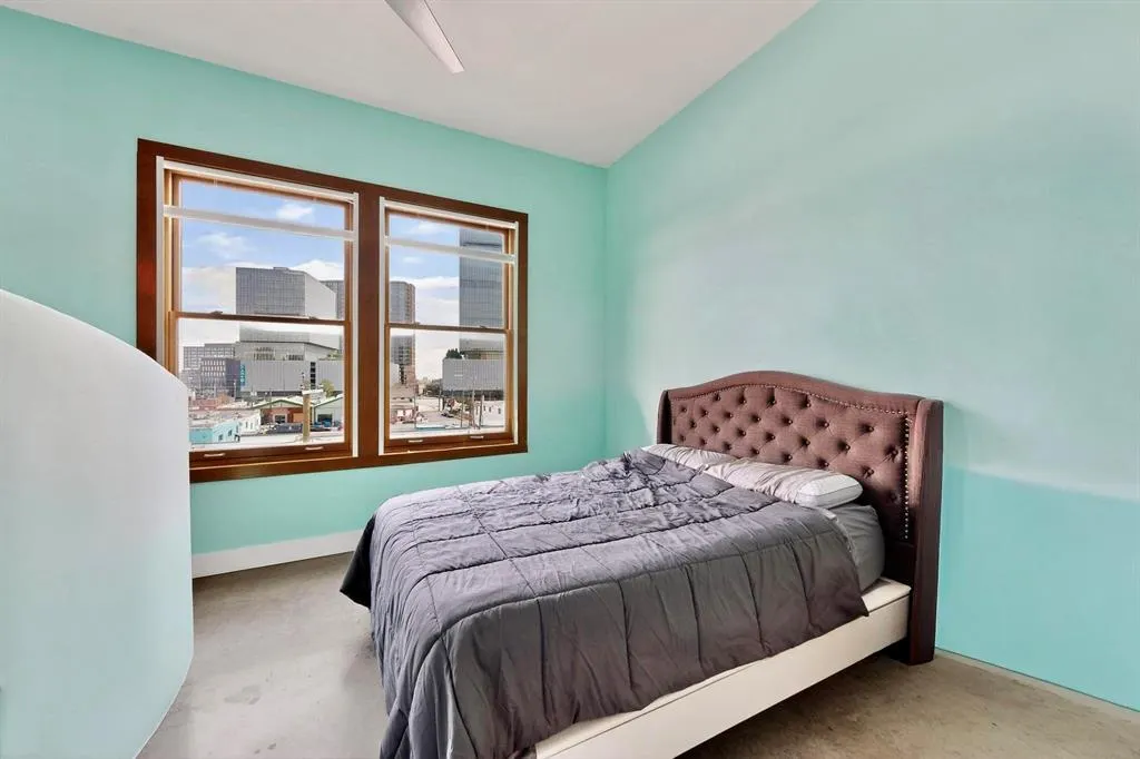 2502 Live Oak Street, #330