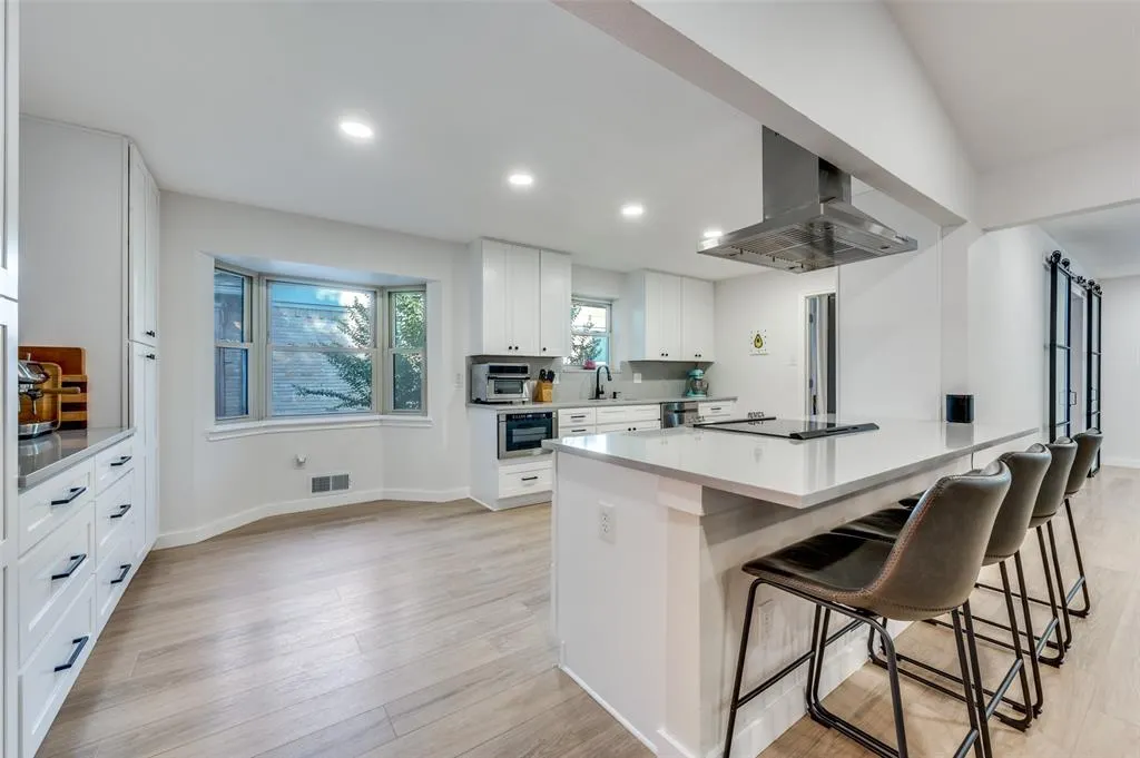 7738 La Manga Drive