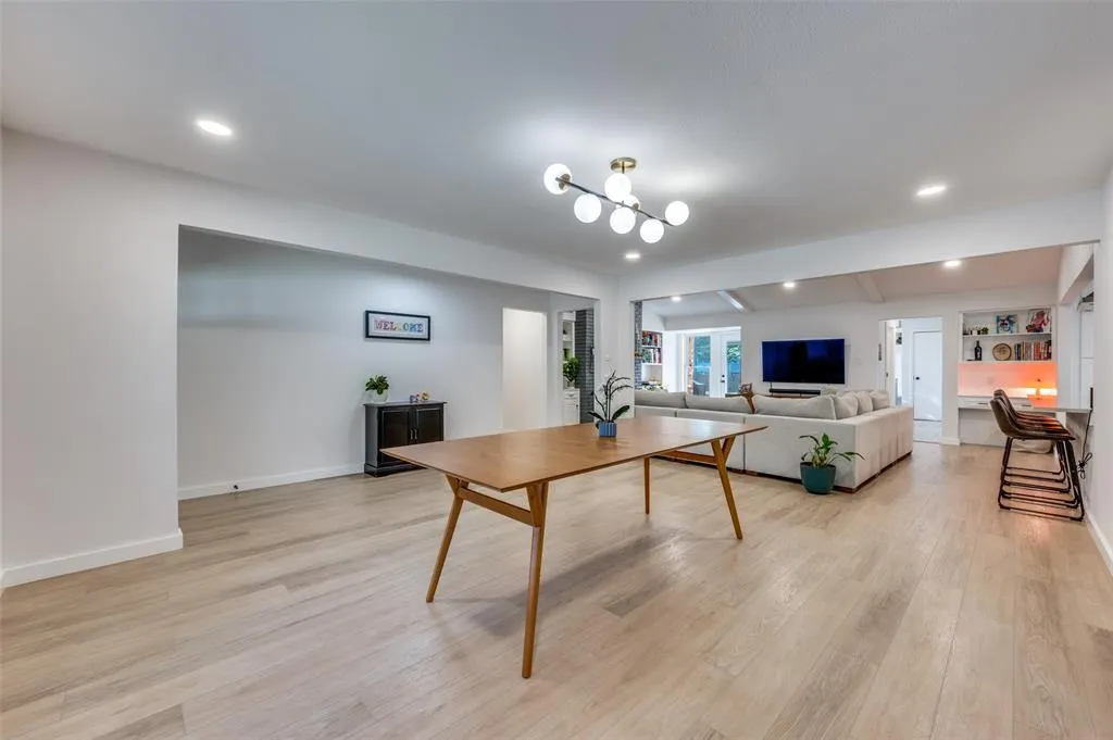 7738 La Manga Drive