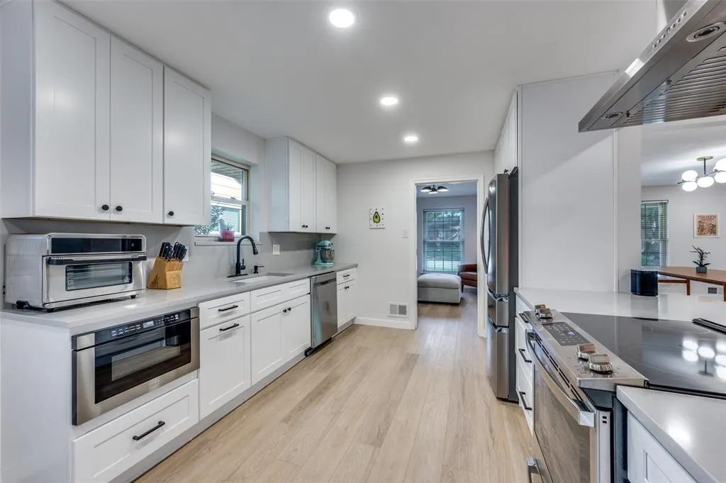 7738 La Manga Drive