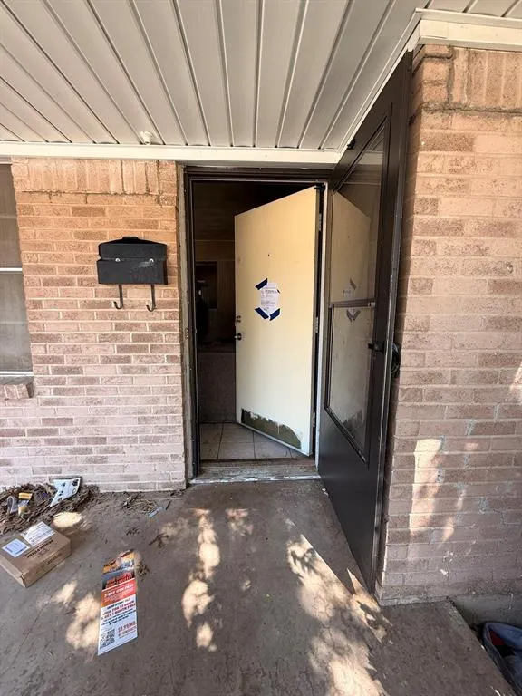 833 Jadewood Drive