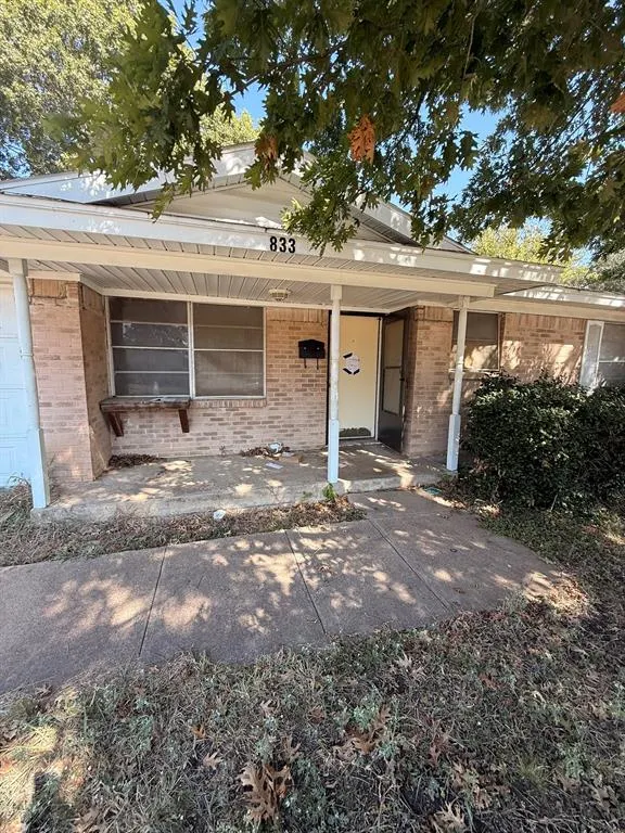 833 Jadewood Drive