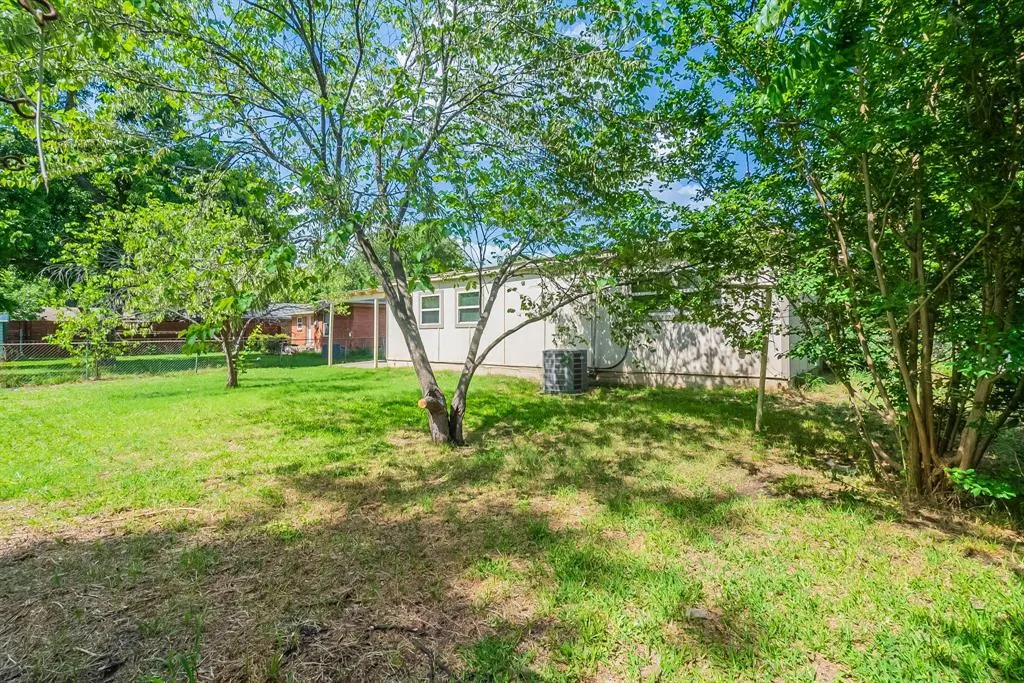 10033 Casa Oaks Drive